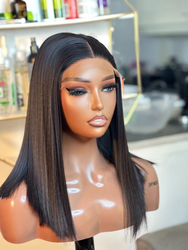 Bae Jenny SDD, Vietnamese 5by5 glueless 14” bone straight.