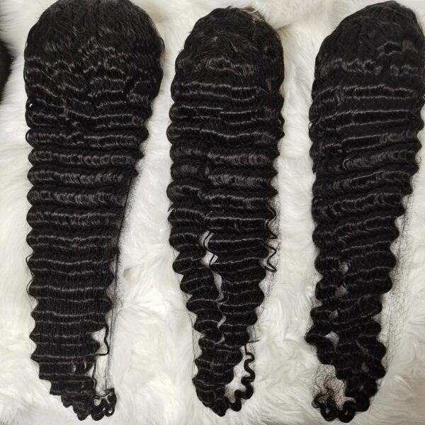 26” and 28” deep wave with 4by4 closure