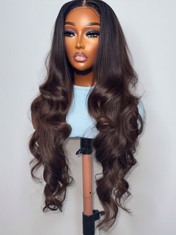 EMPRESS MONACHI 5x5 GLUELESS CLOSURE WIG - 26" STRAIGHT MIX | VIRGIN VIETNAMESE SDD WIG - Image 8