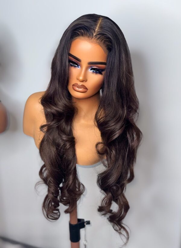 EMPRESS MONACHI 5x5 GLUELESS CLOSURE WIG - 26" STRAIGHT MIX | VIRGIN VIETNAMESE SDD WIG - Image 12