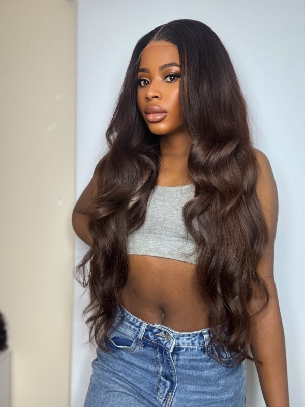 EMPRESS MONACHI 5x5 GLUELESS CLOSURE WIG - 26" STRAIGHT MIX | VIRGIN VIETNAMESE SDD WIG - Image 3