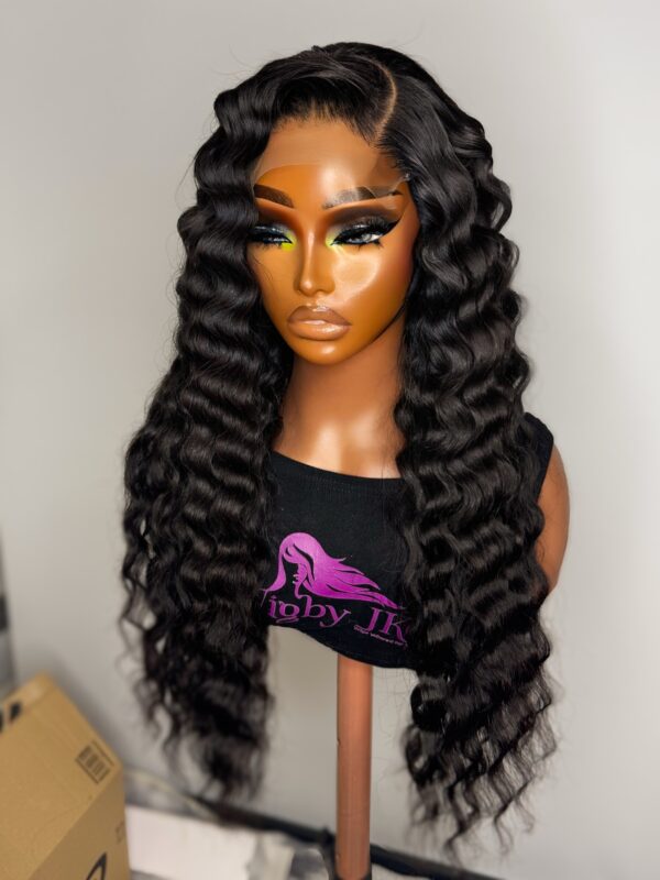 Jezz Winter – 24” Crimped Glueless Wig (HD Lace | Raw Vietnamese Hair) - Image 4