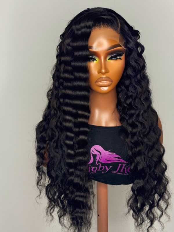 Jezz Winter – 24” Crimped Glueless Wig (HD Lace | Raw Vietnamese Hair) - Image 6